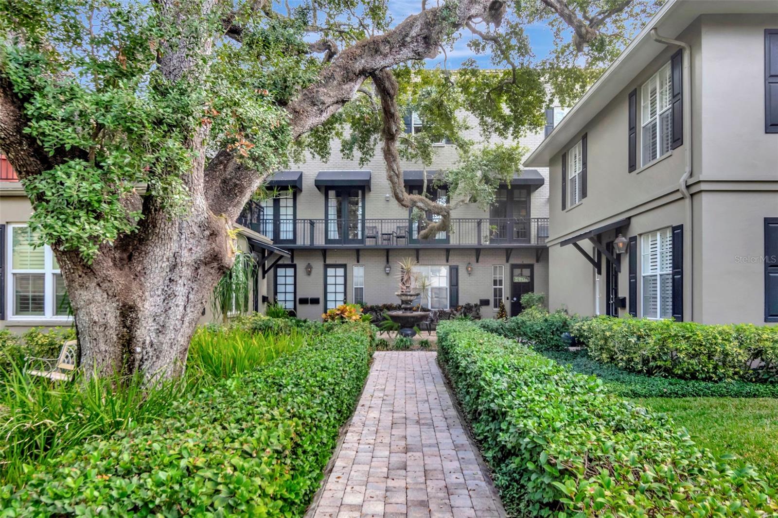 1008 S MOODY AVE #2