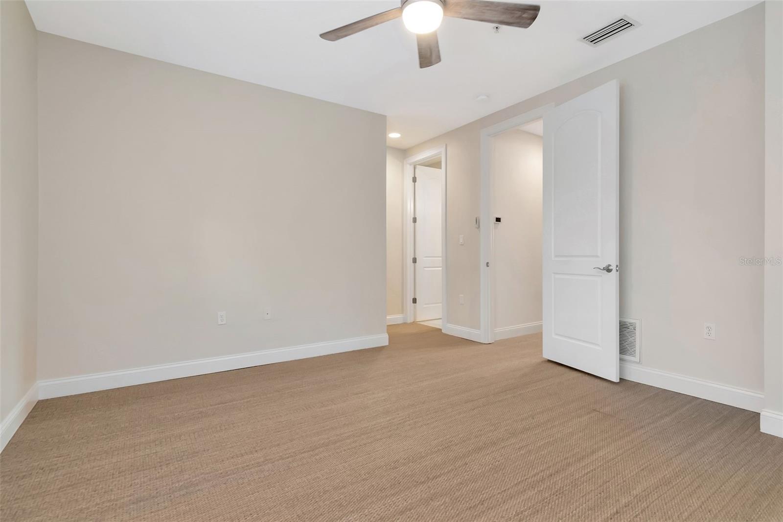 1008 S MOODY AVE #2