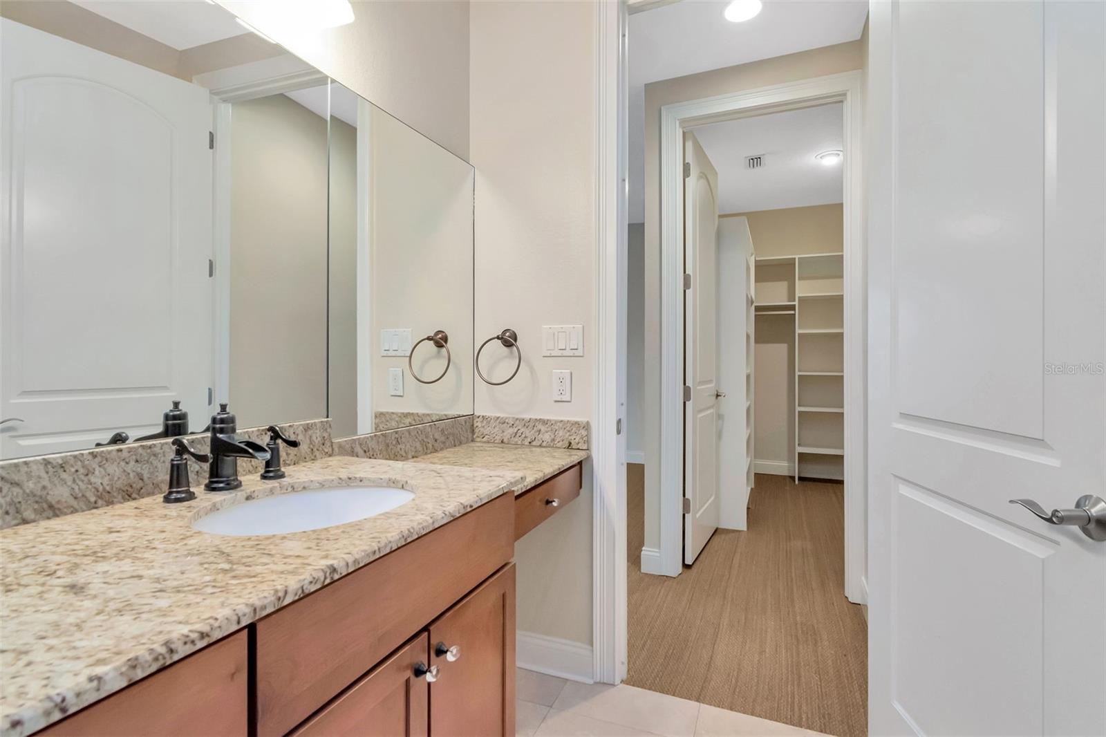 1008 S MOODY AVE #2