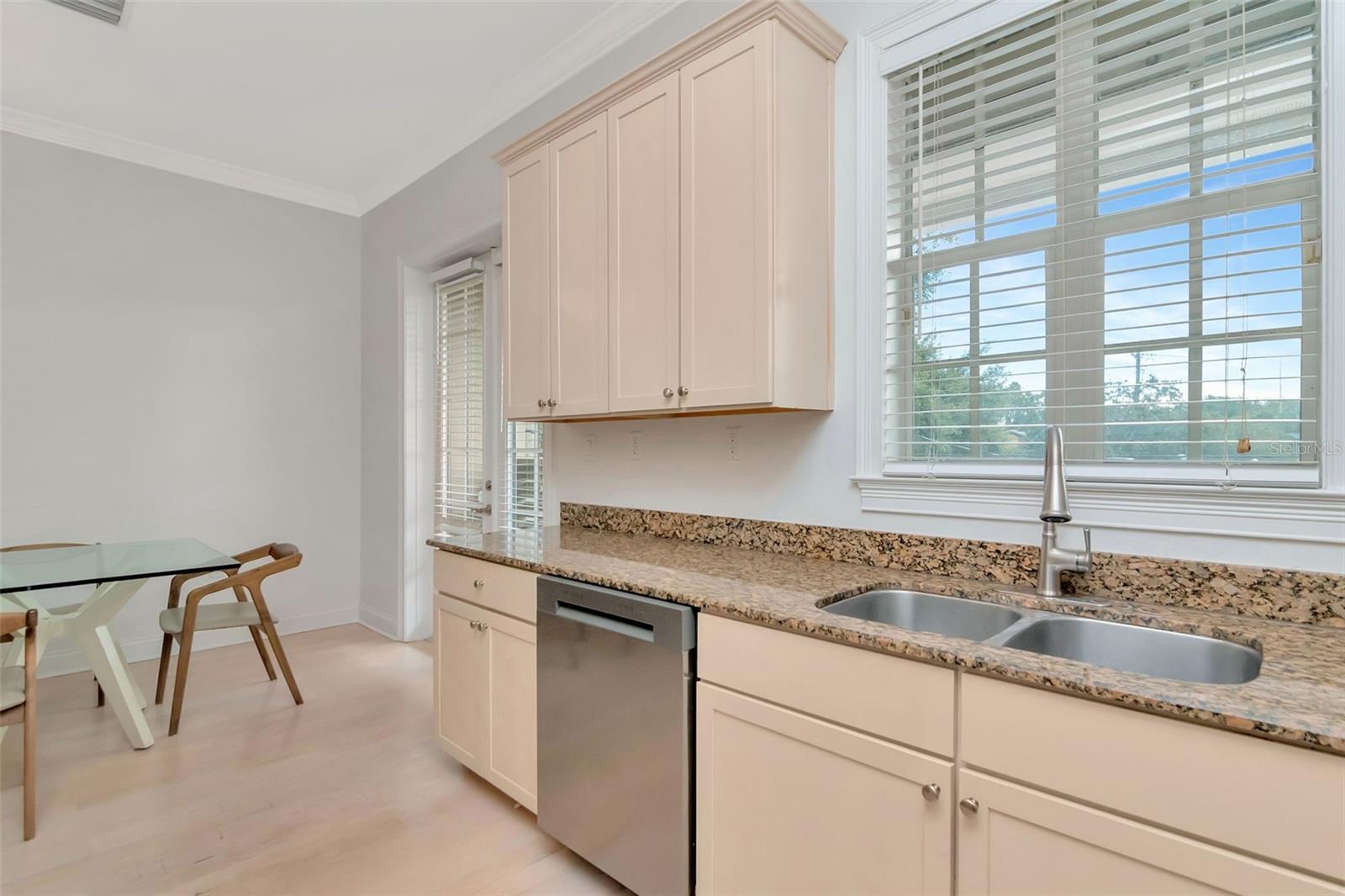 1008 S MOODY AVE #2