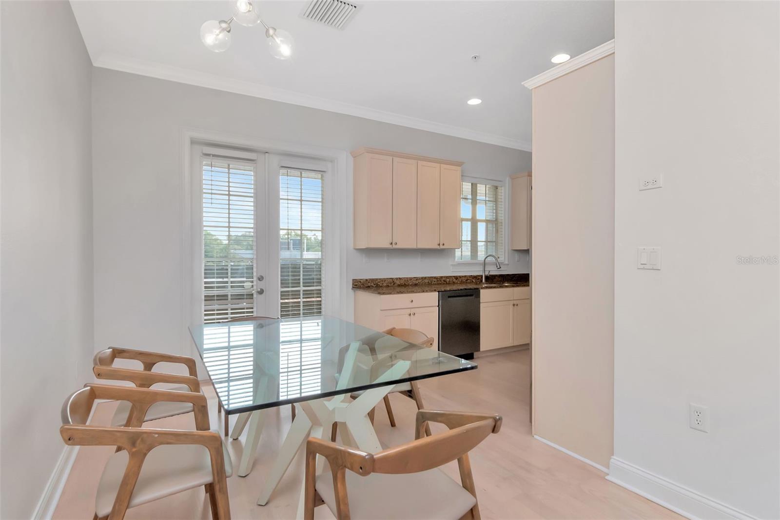 1008 S MOODY AVE #2