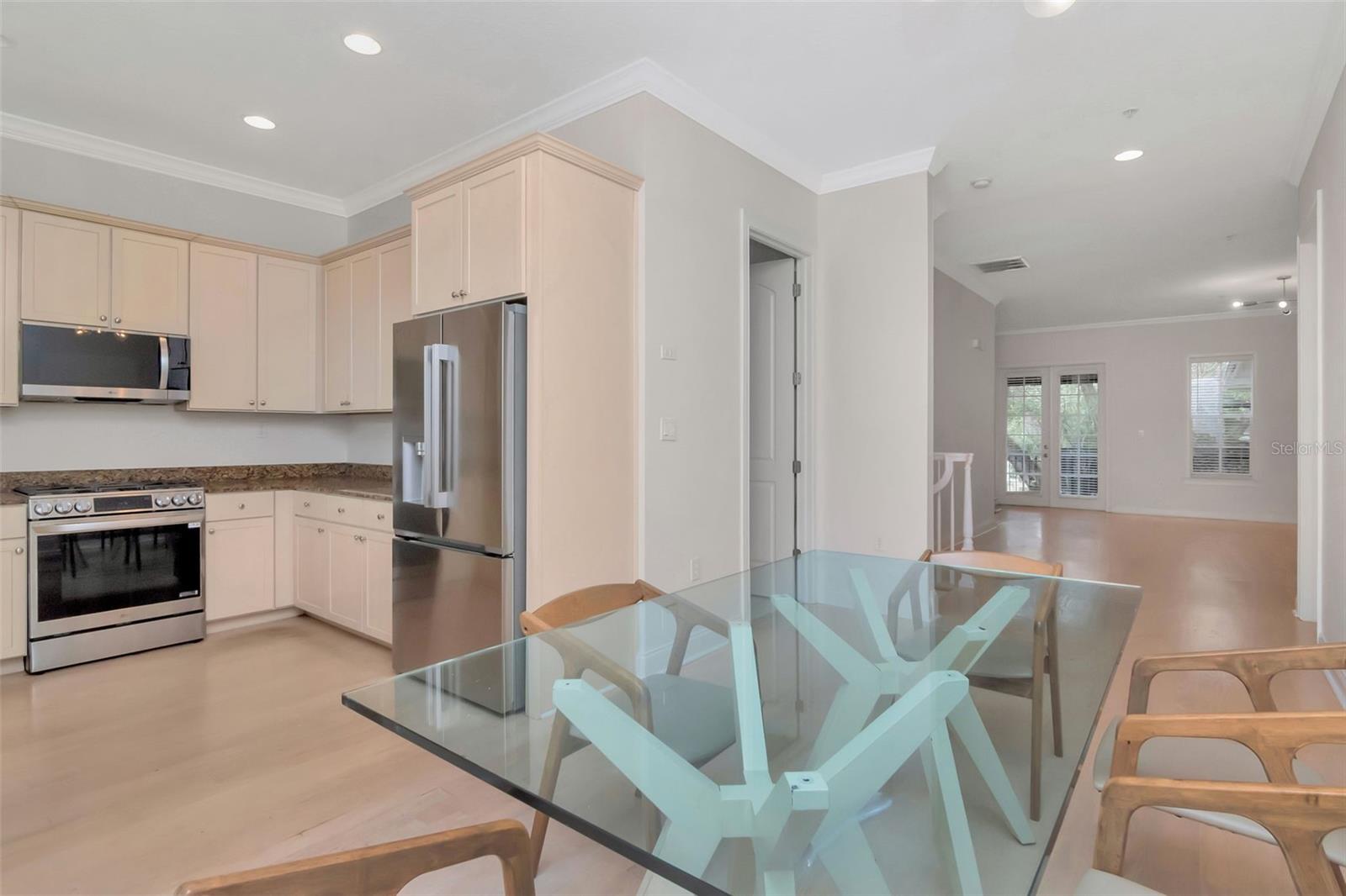 1008 S MOODY AVE #2