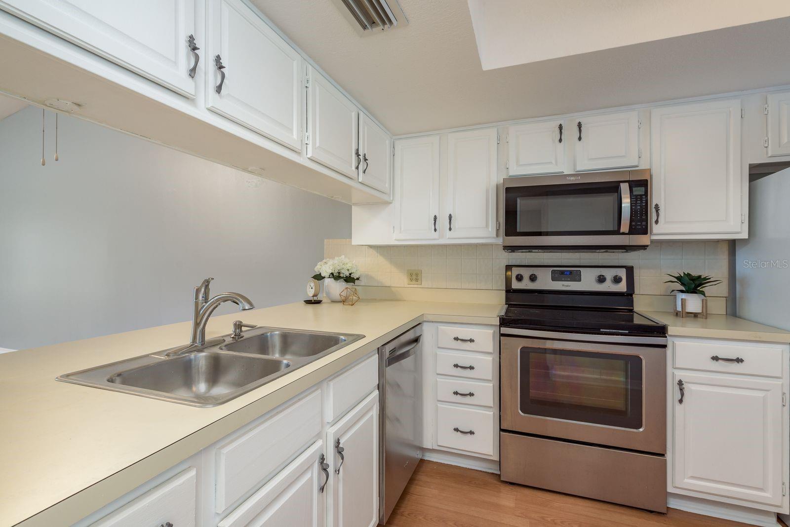 4844 BOOTH BAY DR