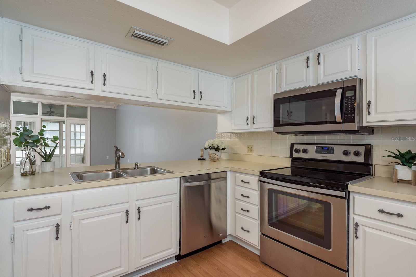 4844 BOOTH BAY DR