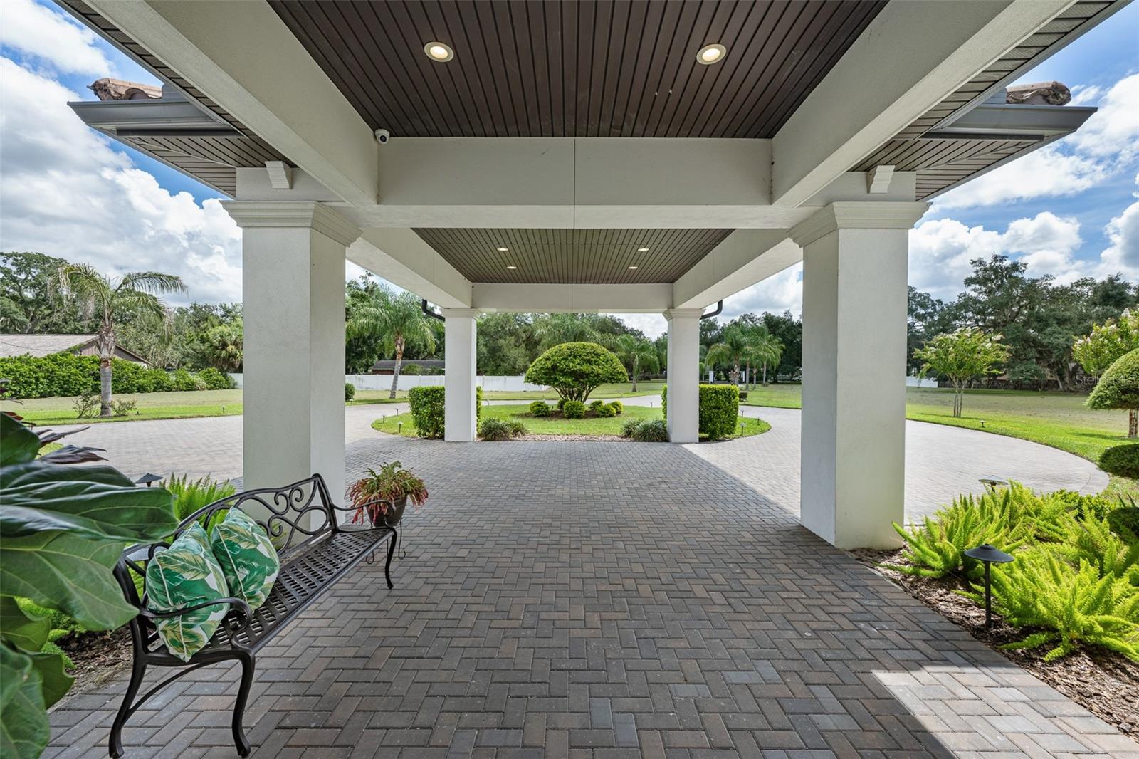 3111 JOHN MOORE RD