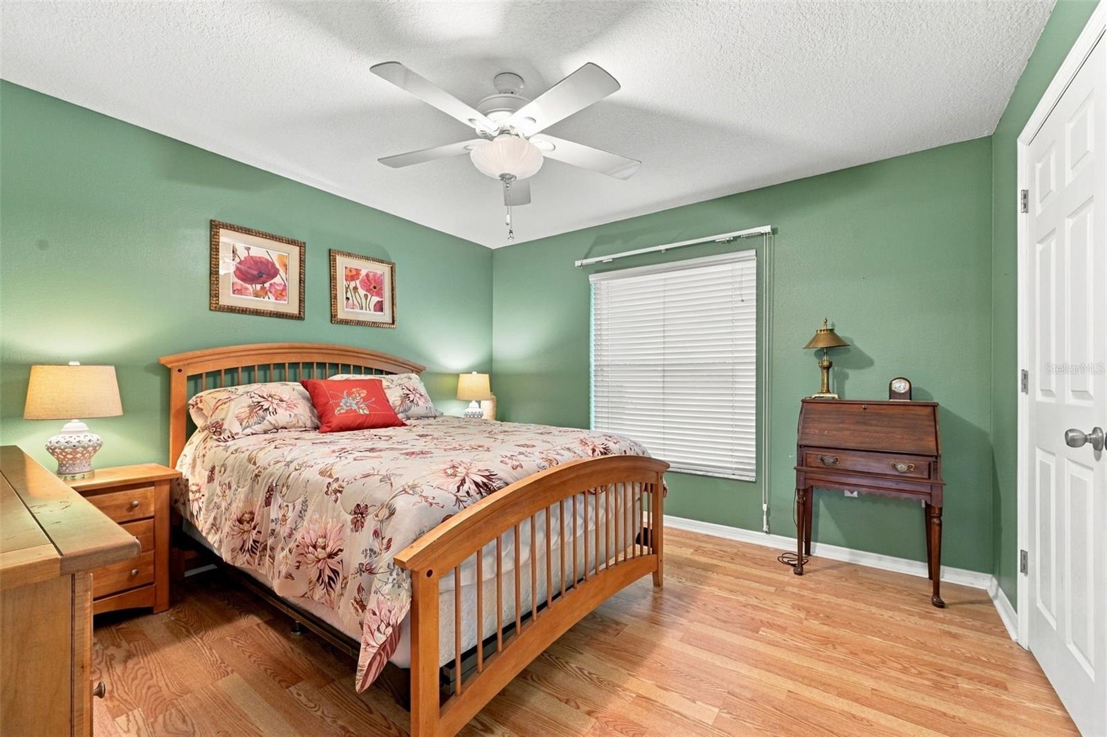 1411 STROUD CT