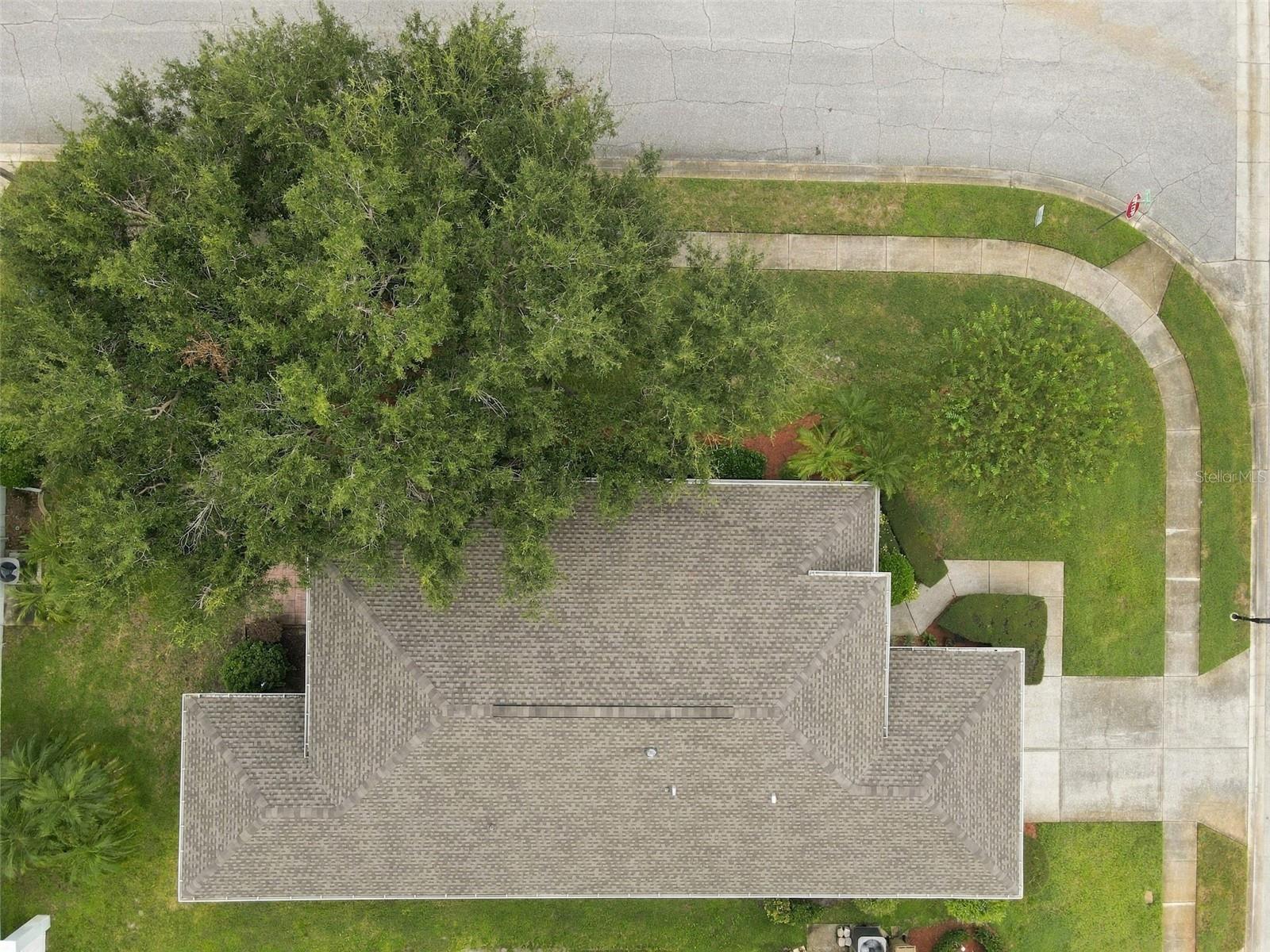 1411 STROUD CT