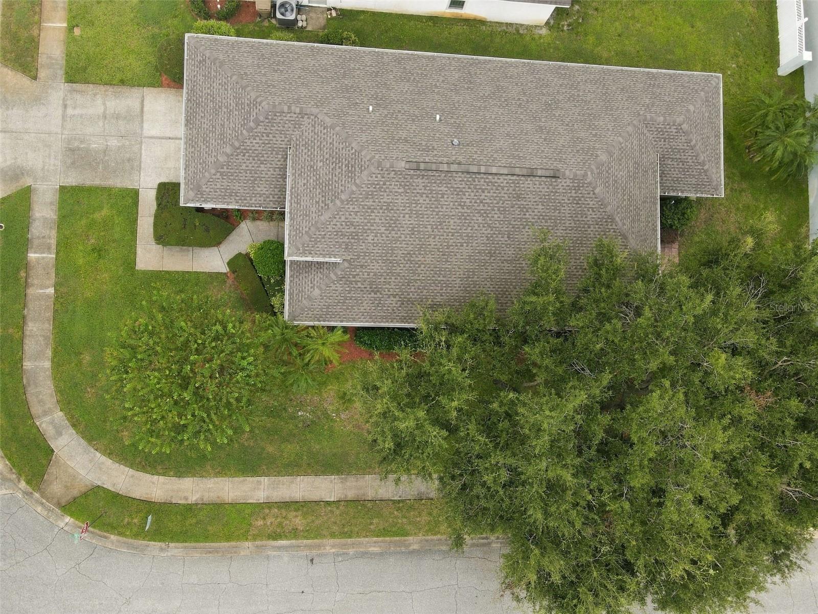 1411 STROUD CT