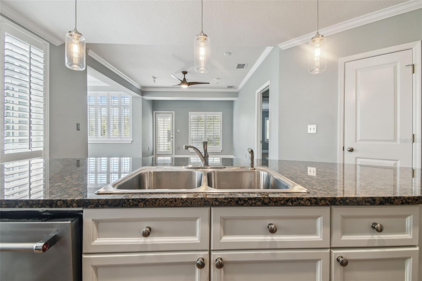 435 S OREGON AVE #304