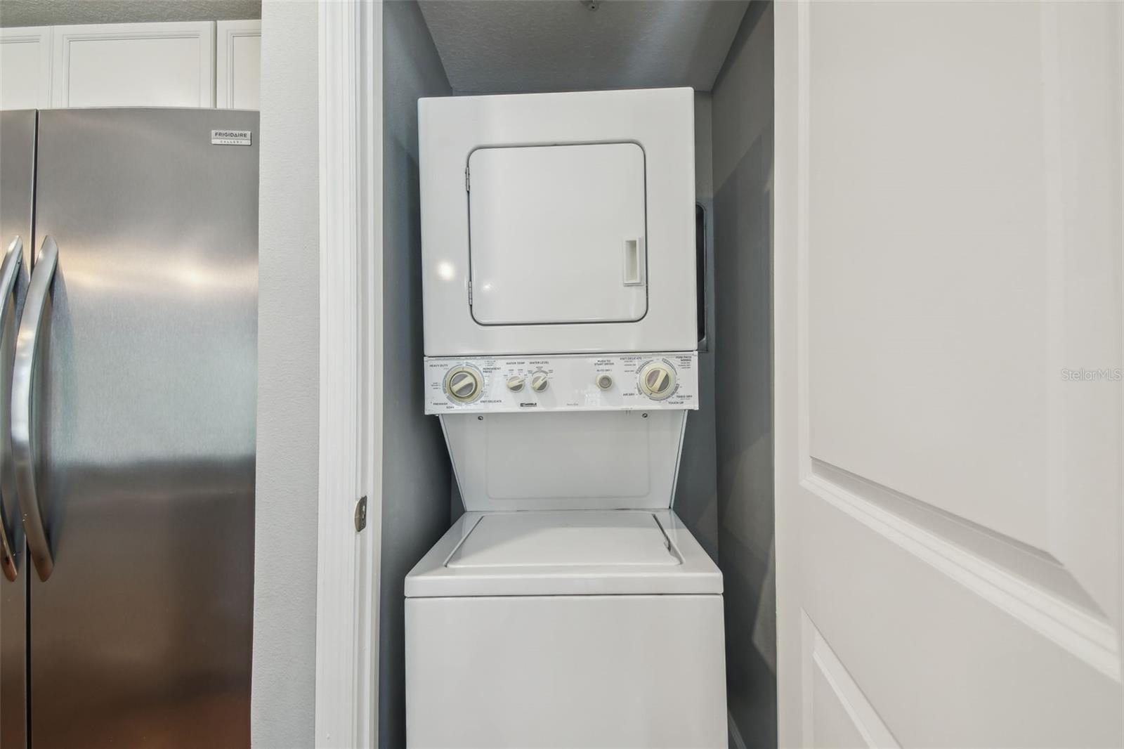 435 S OREGON AVE #304