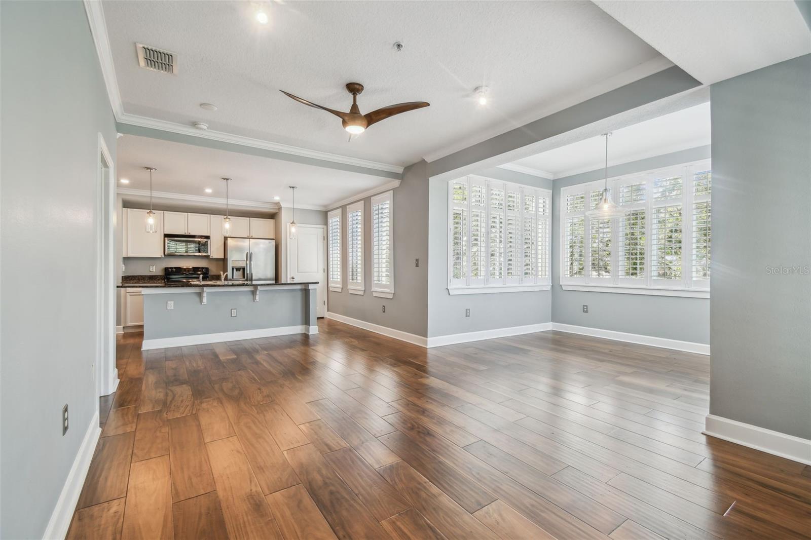 435 S OREGON AVE #304