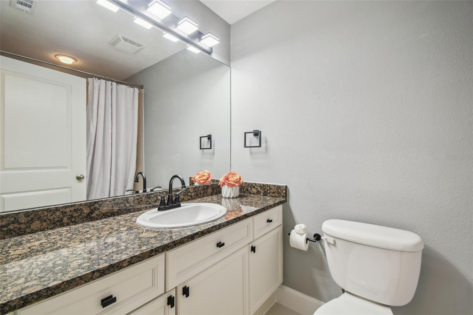 435 S OREGON AVE #304