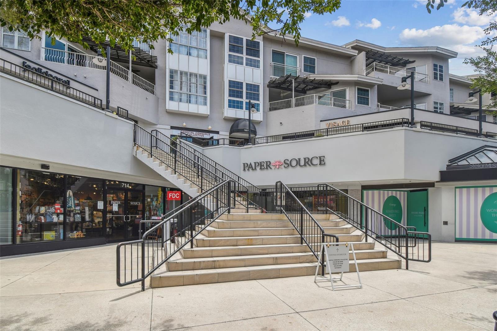 435 S OREGON AVE #304
