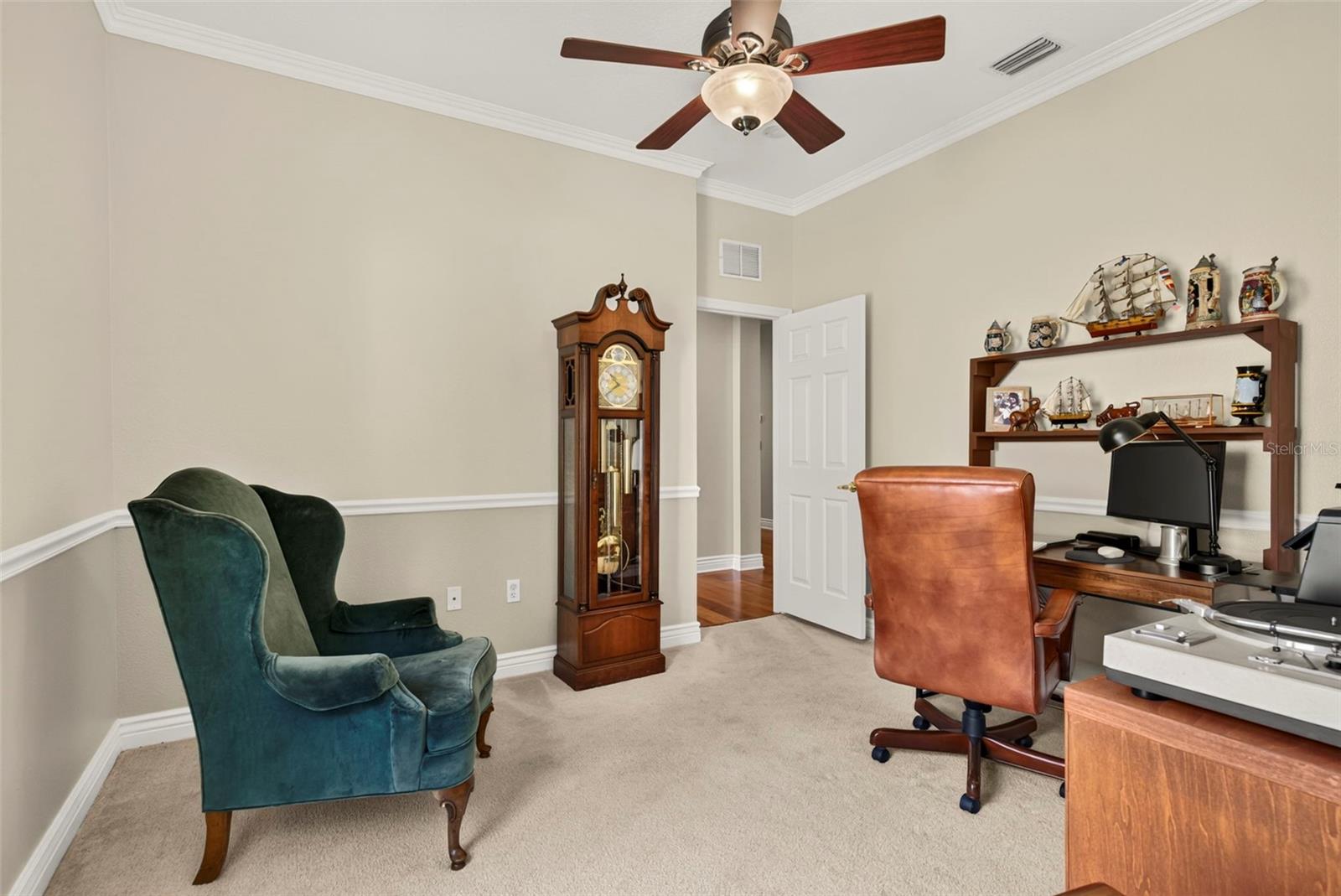 1937 BLUE RIVER RD