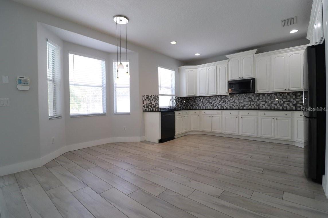 27709 KIRKWOOD CIR
