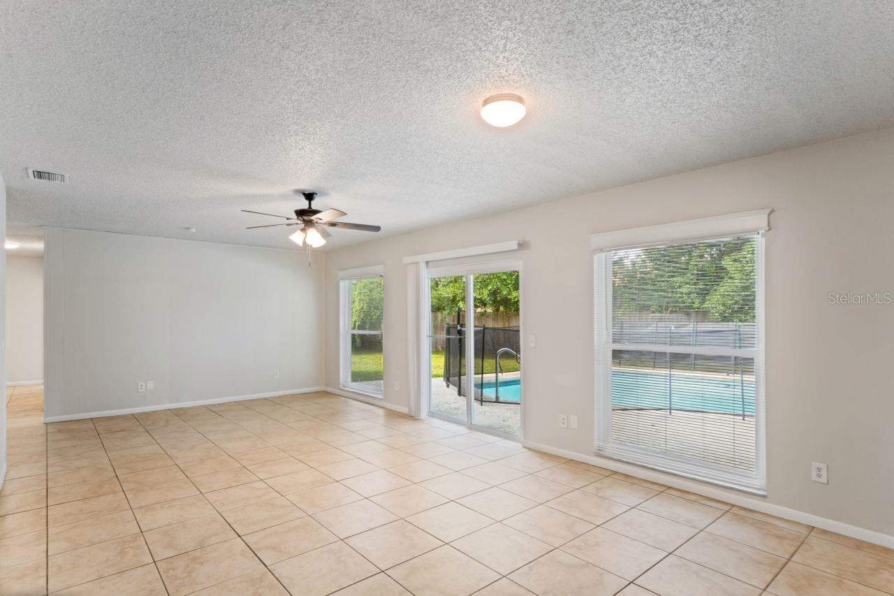 14051 BRIARDALE LN