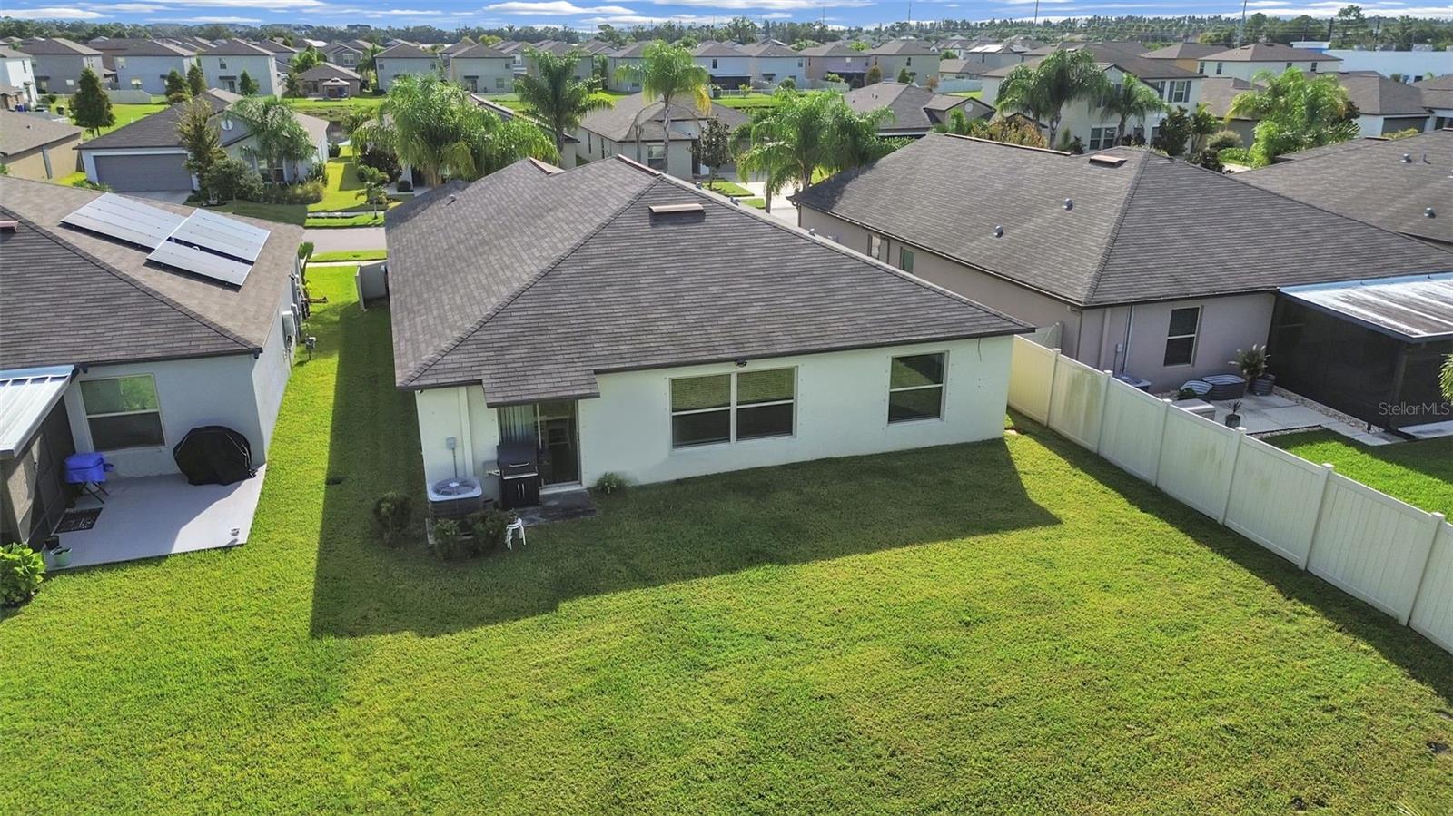 5037 WHITE CHICORY DR