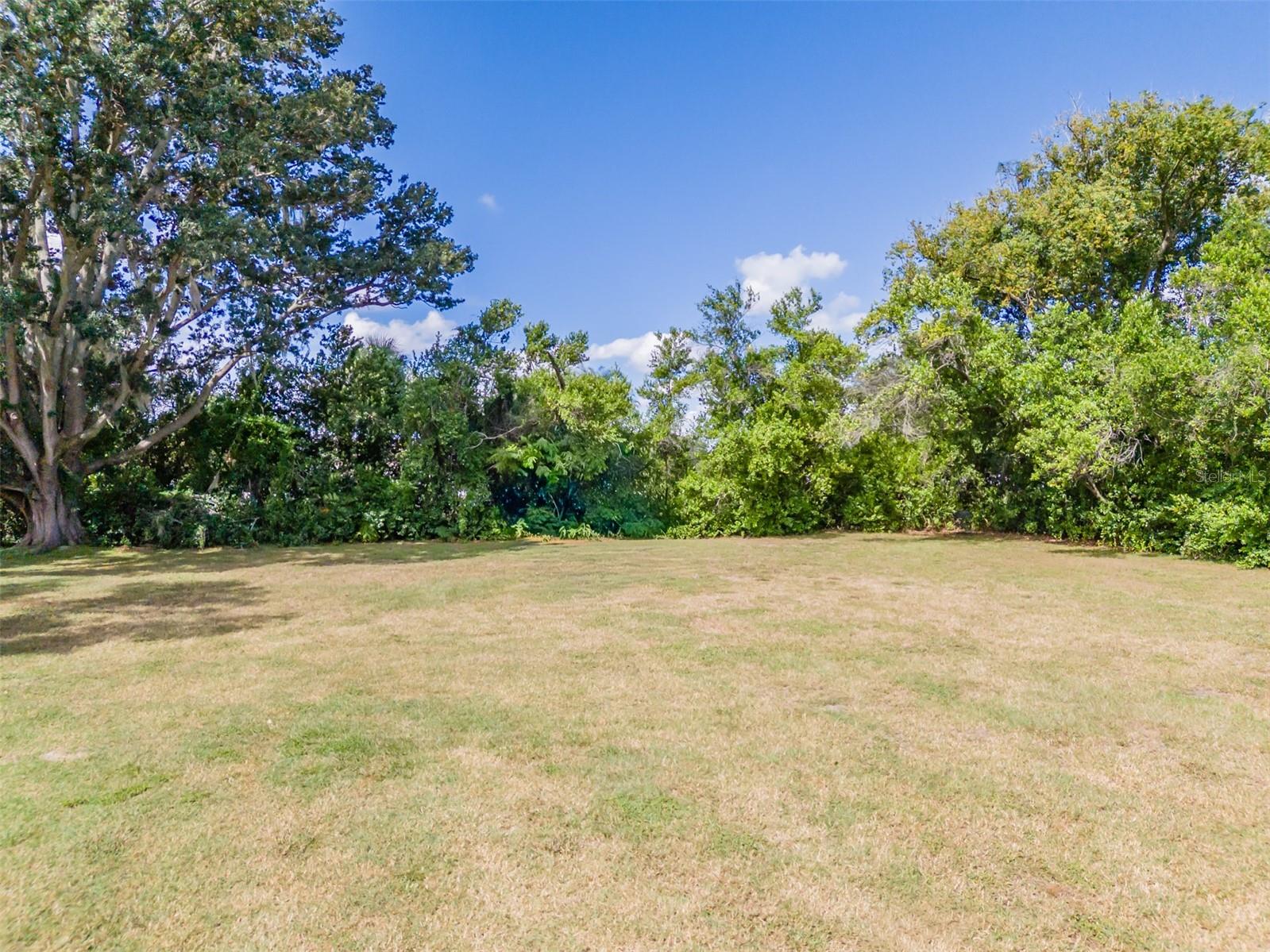 2606 BRUCKEN RD