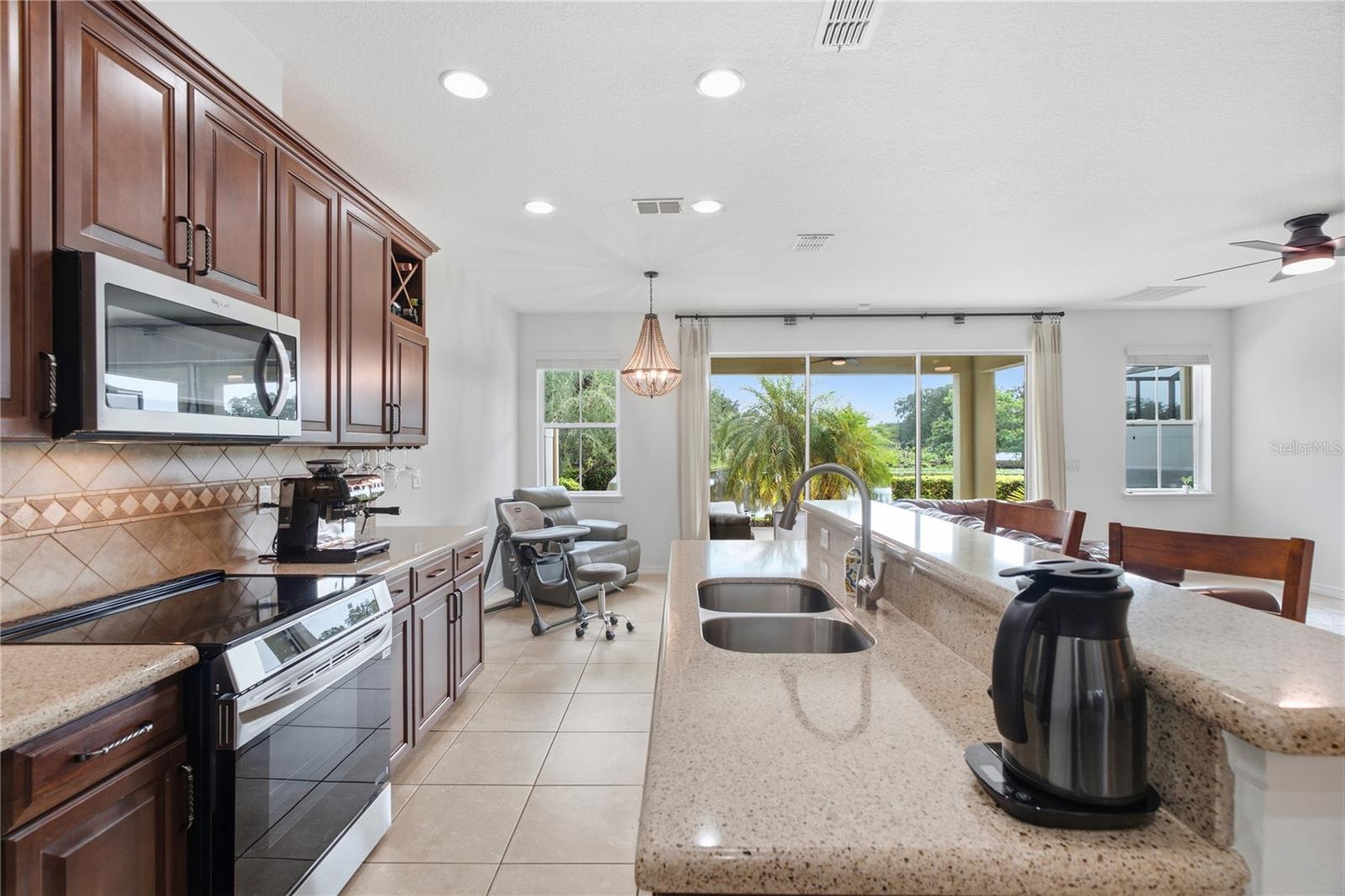 11722 CASA LAGO LN