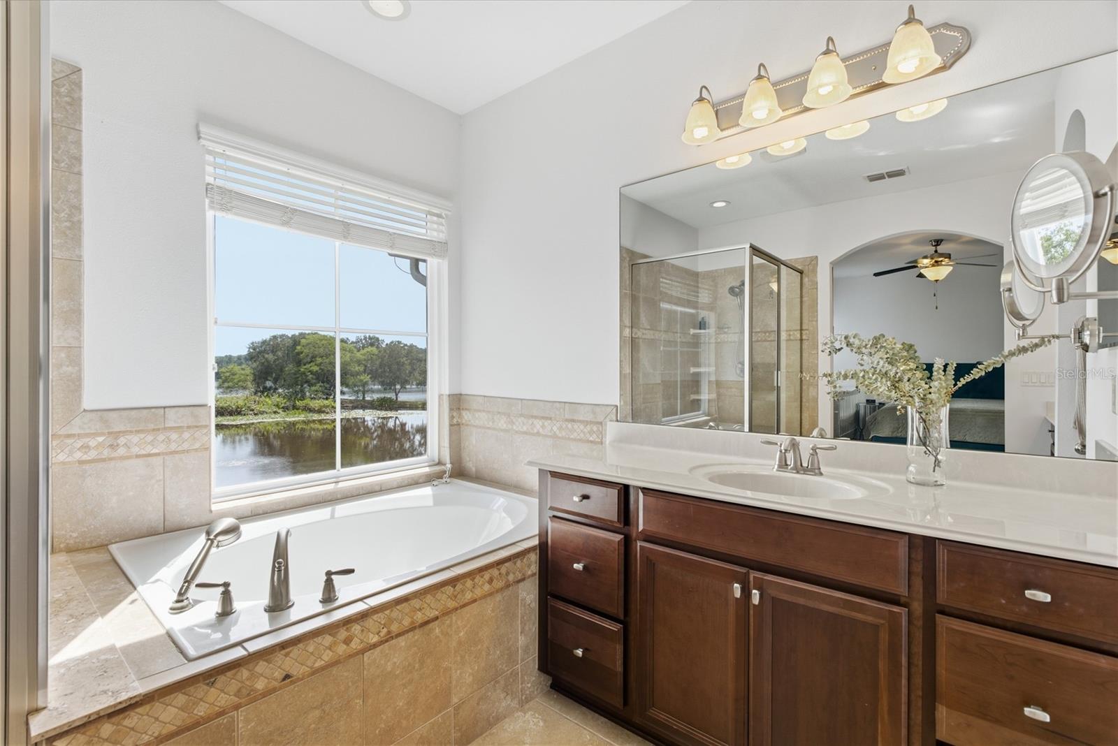 11722 CASA LAGO LN