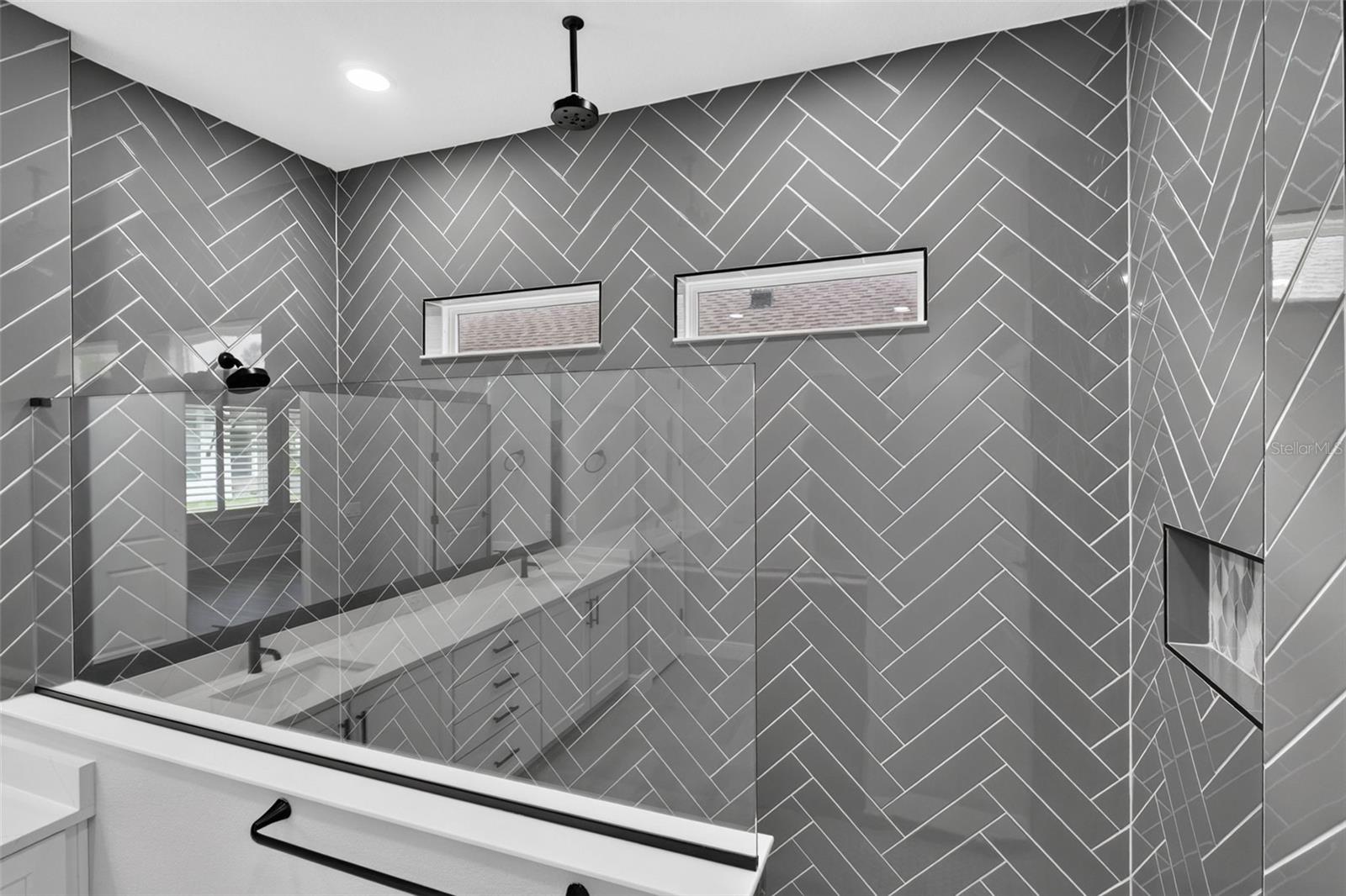 3210 TOUR TRCE
