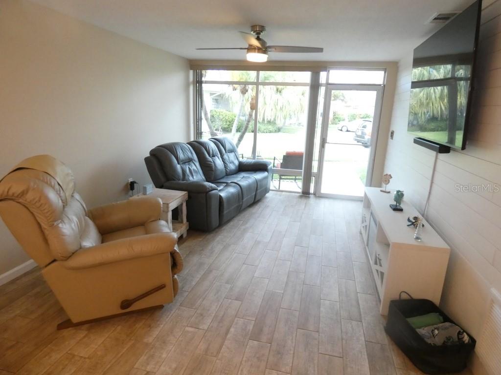 4322 TAHITIAN GARDENS CIR #B