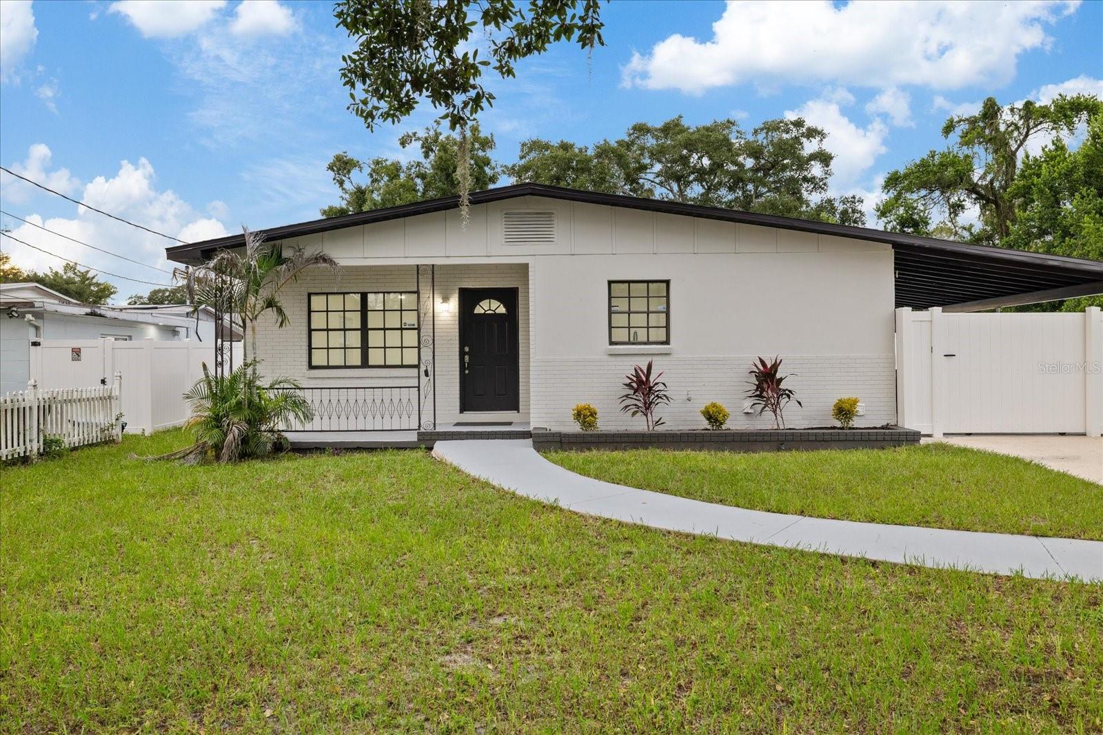 9410 N Valle Dr, Tampa