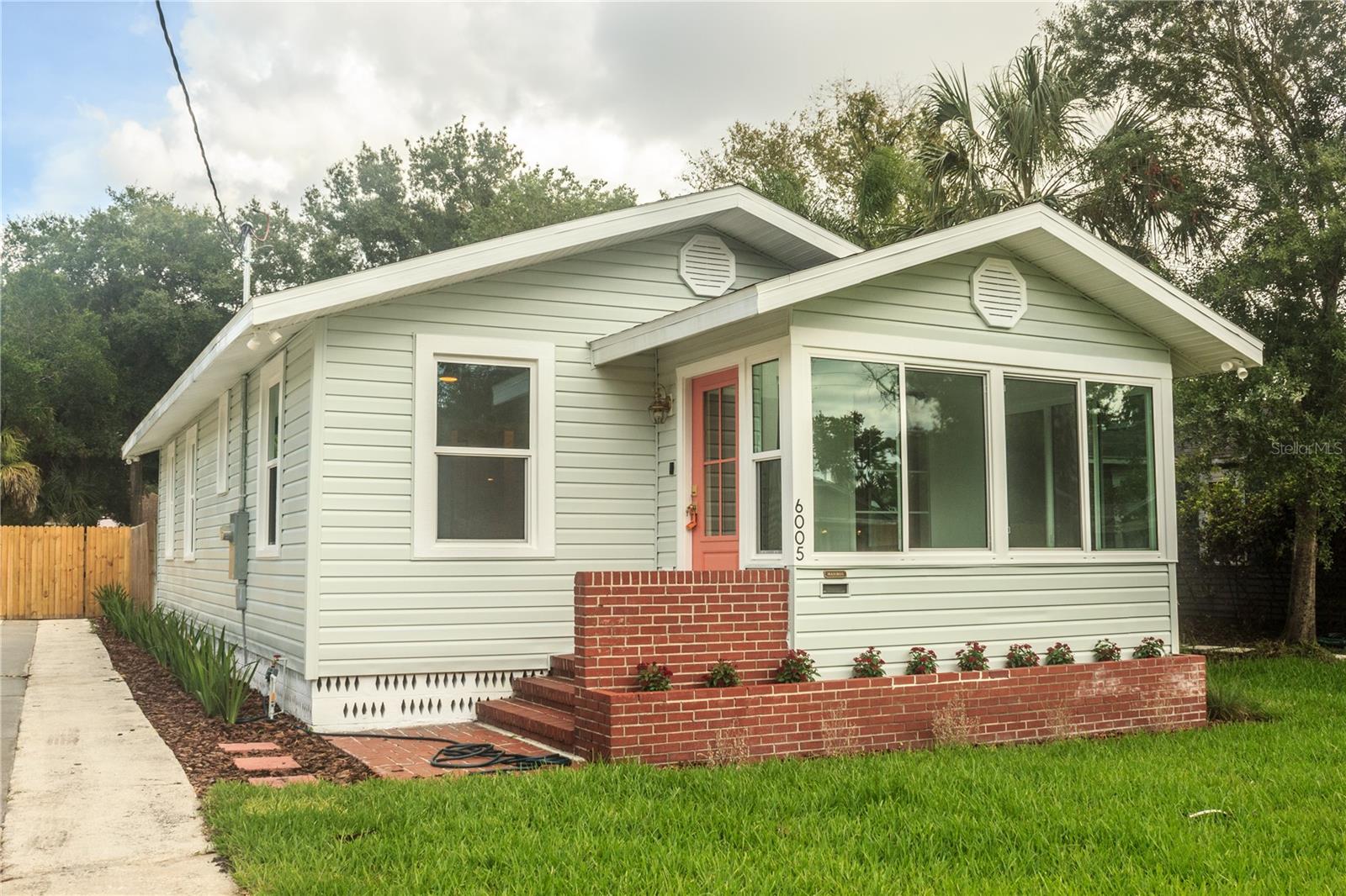 6005 N Highland Ave, Tampa