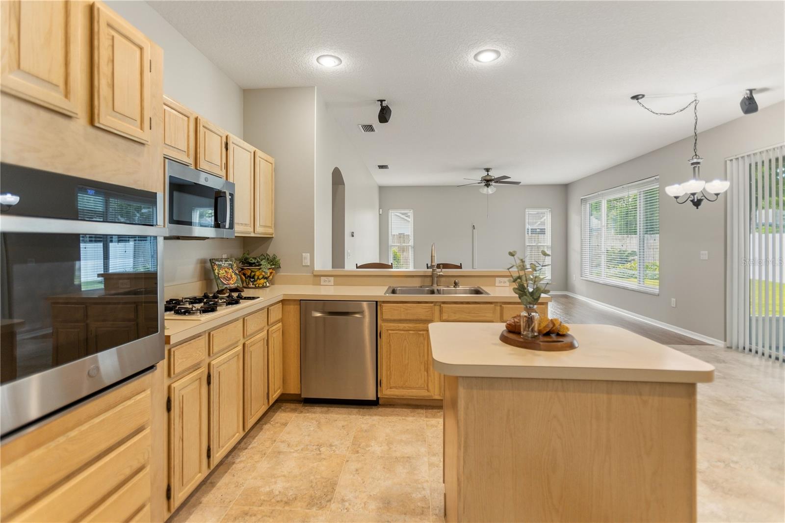 28402 OPENFIELD LOOP