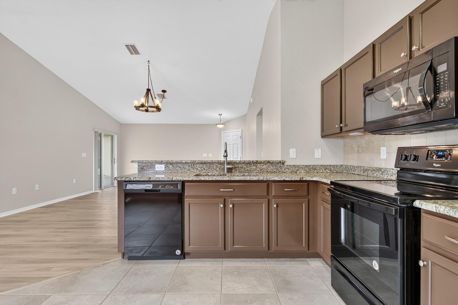 6550 BAYSTON HILL PL