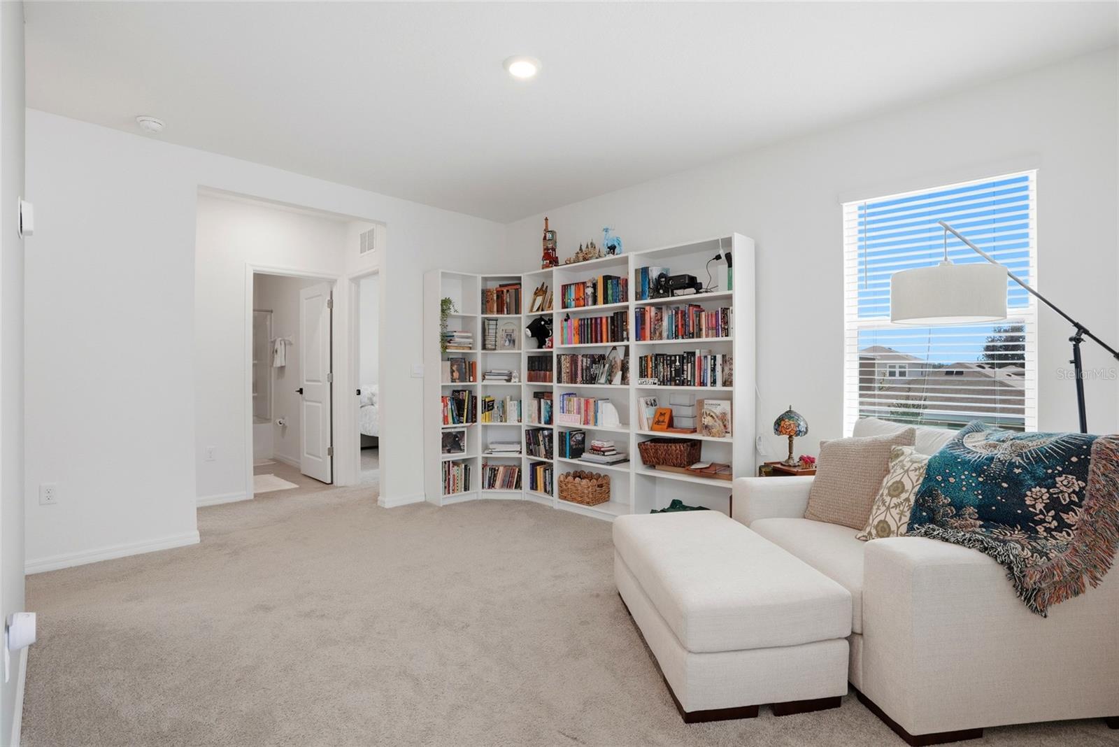 5674 CHORLEYWOOD LN