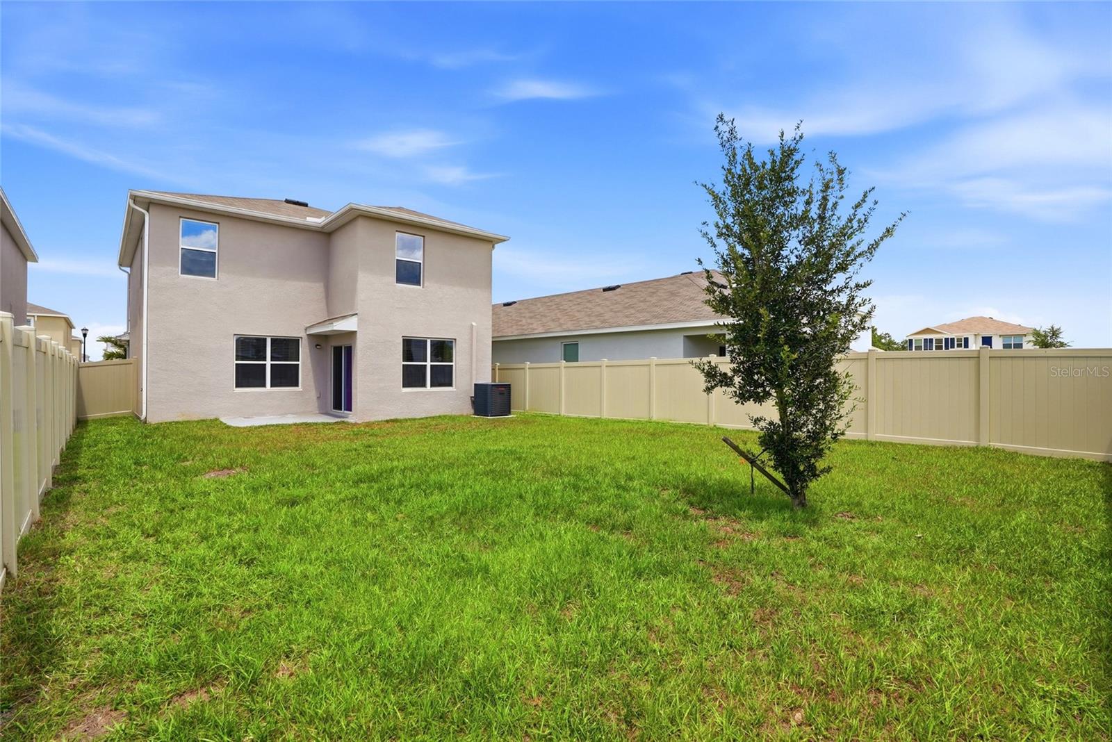 5674 CHORLEYWOOD LN