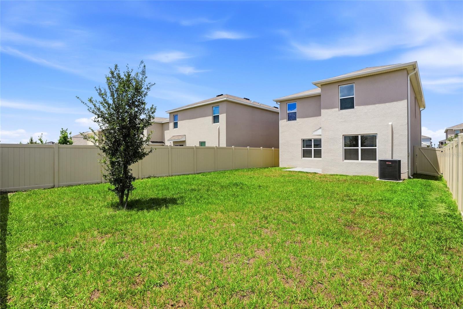 5674 CHORLEYWOOD LN
