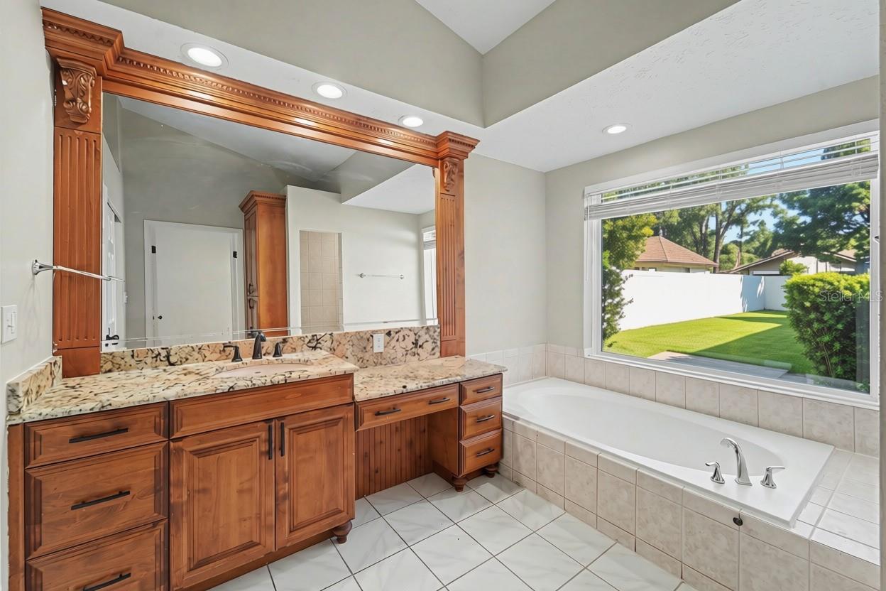 8807 WELLESLY CT