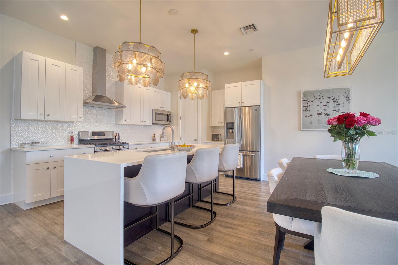 3100 W PAUL AVE #2