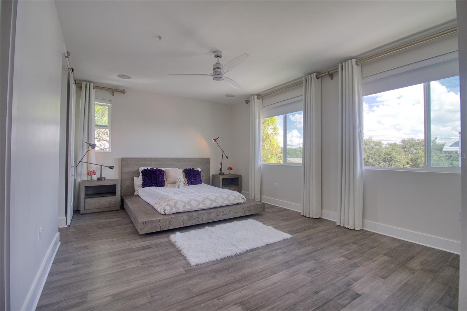 3100 W PAUL AVE #2