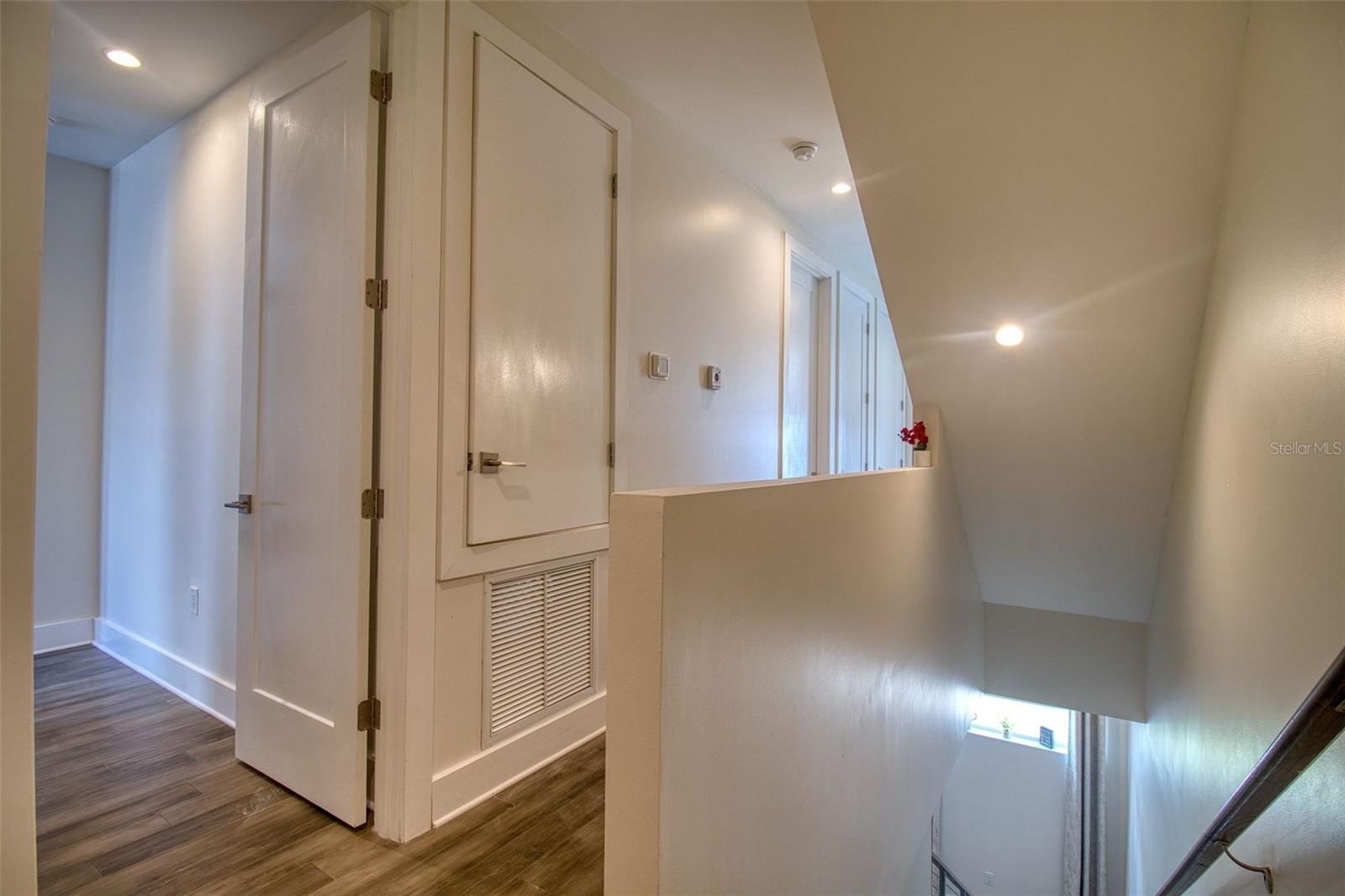 3100 W PAUL AVE #2