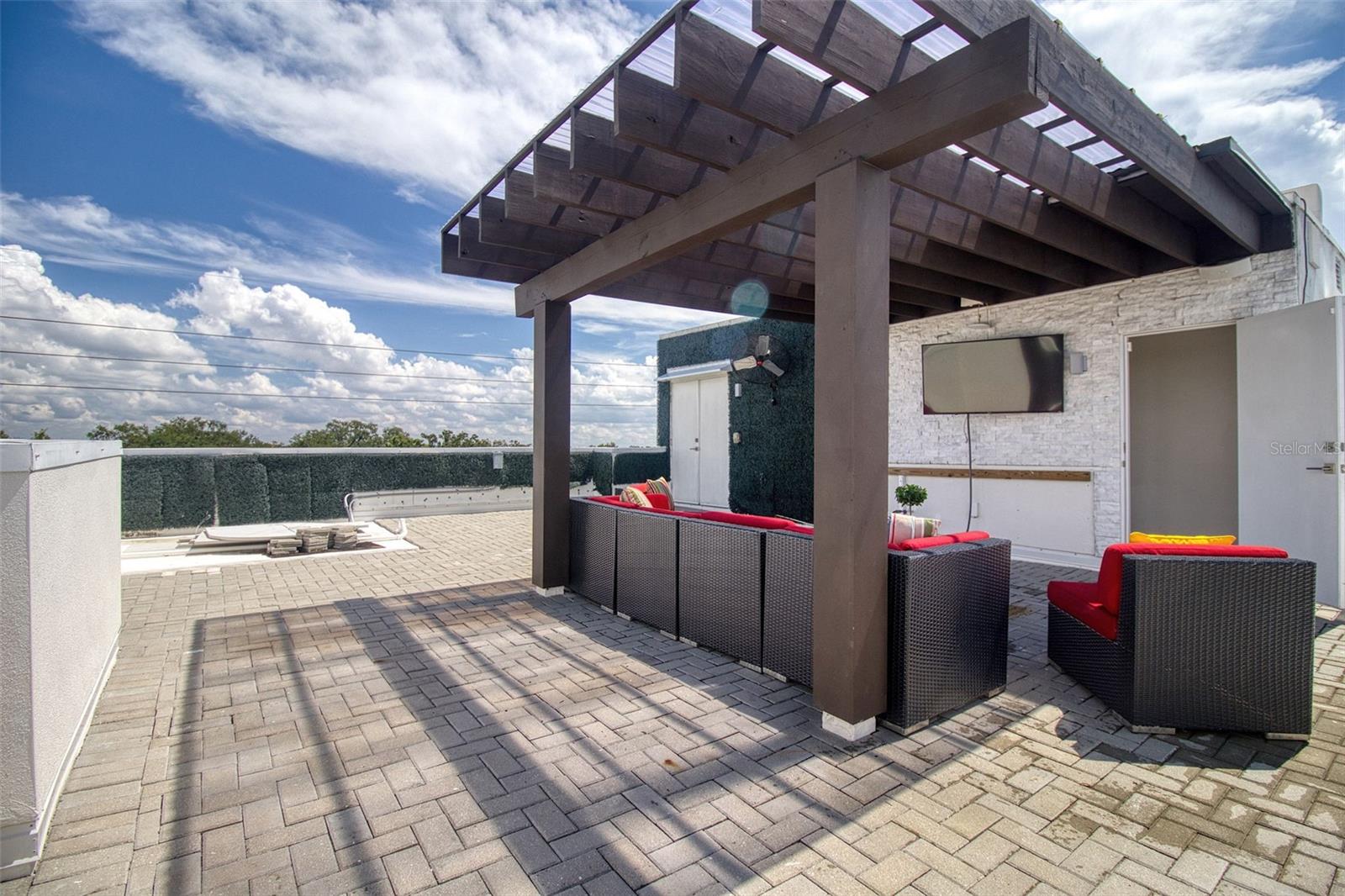 3100 W PAUL AVE #2
