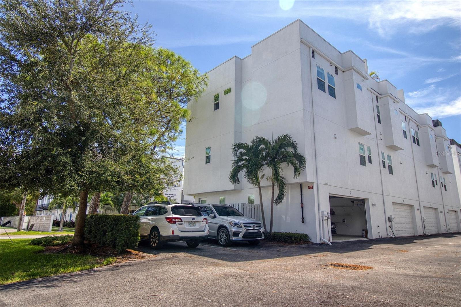 3100 W PAUL AVE #2