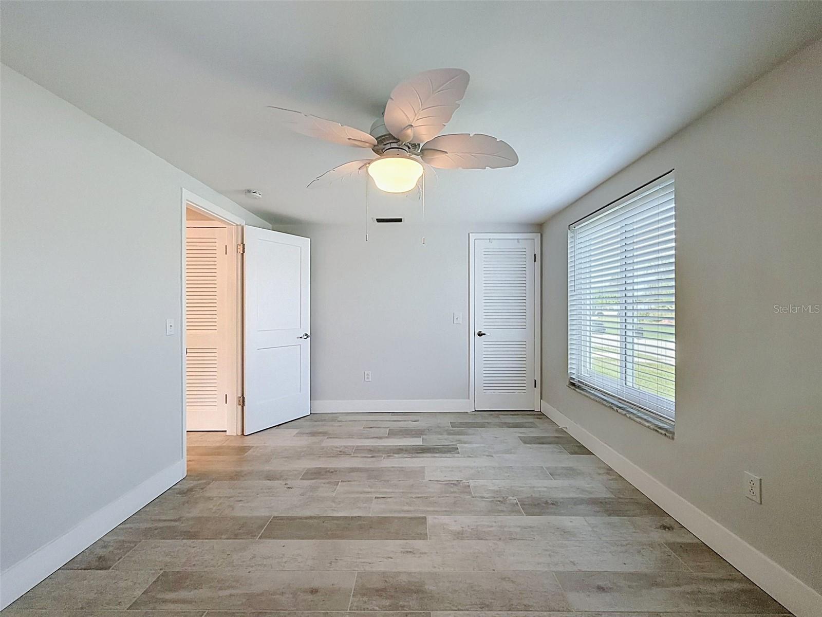 6618 LEESIDE ISLE