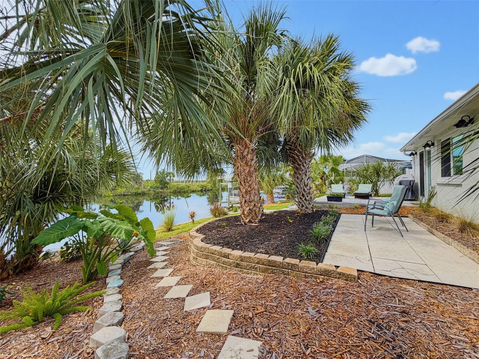 6618 LEESIDE ISLE
