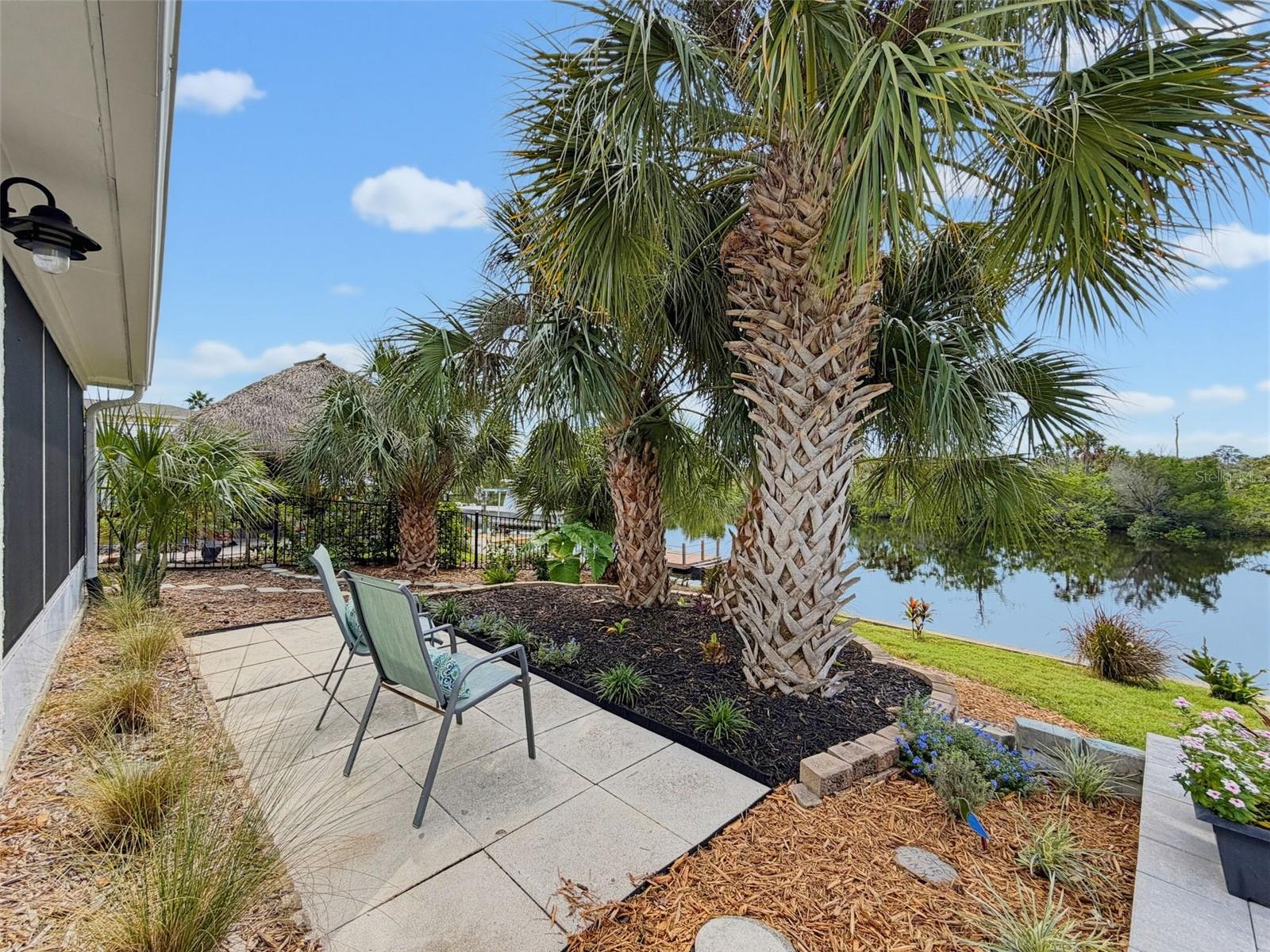 6618 LEESIDE ISLE