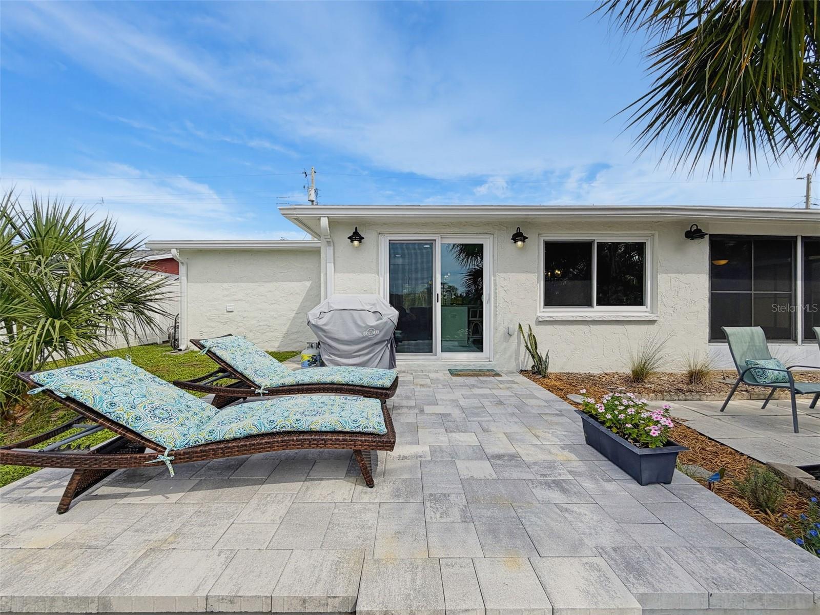 6618 LEESIDE ISLE