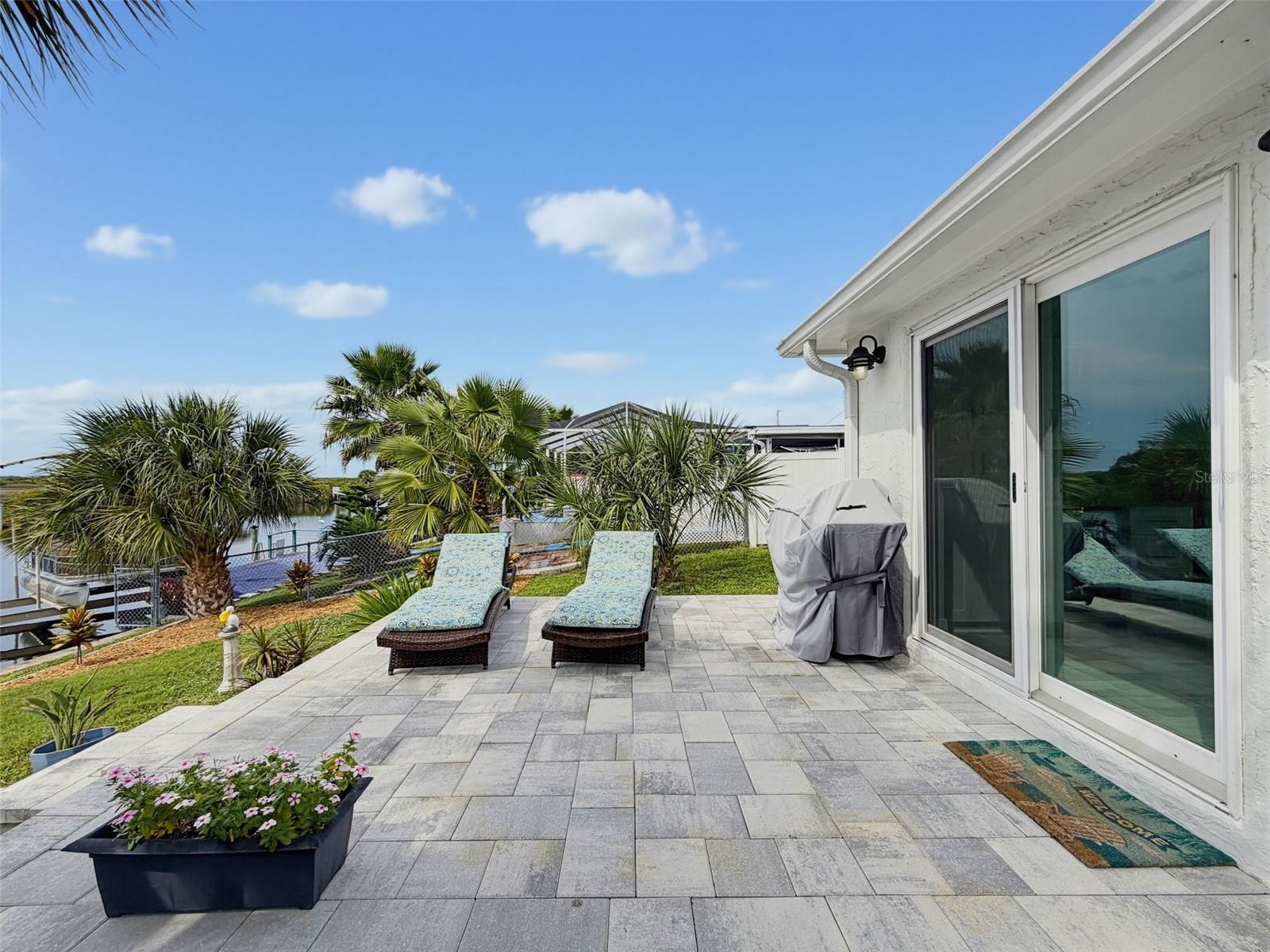6618 LEESIDE ISLE