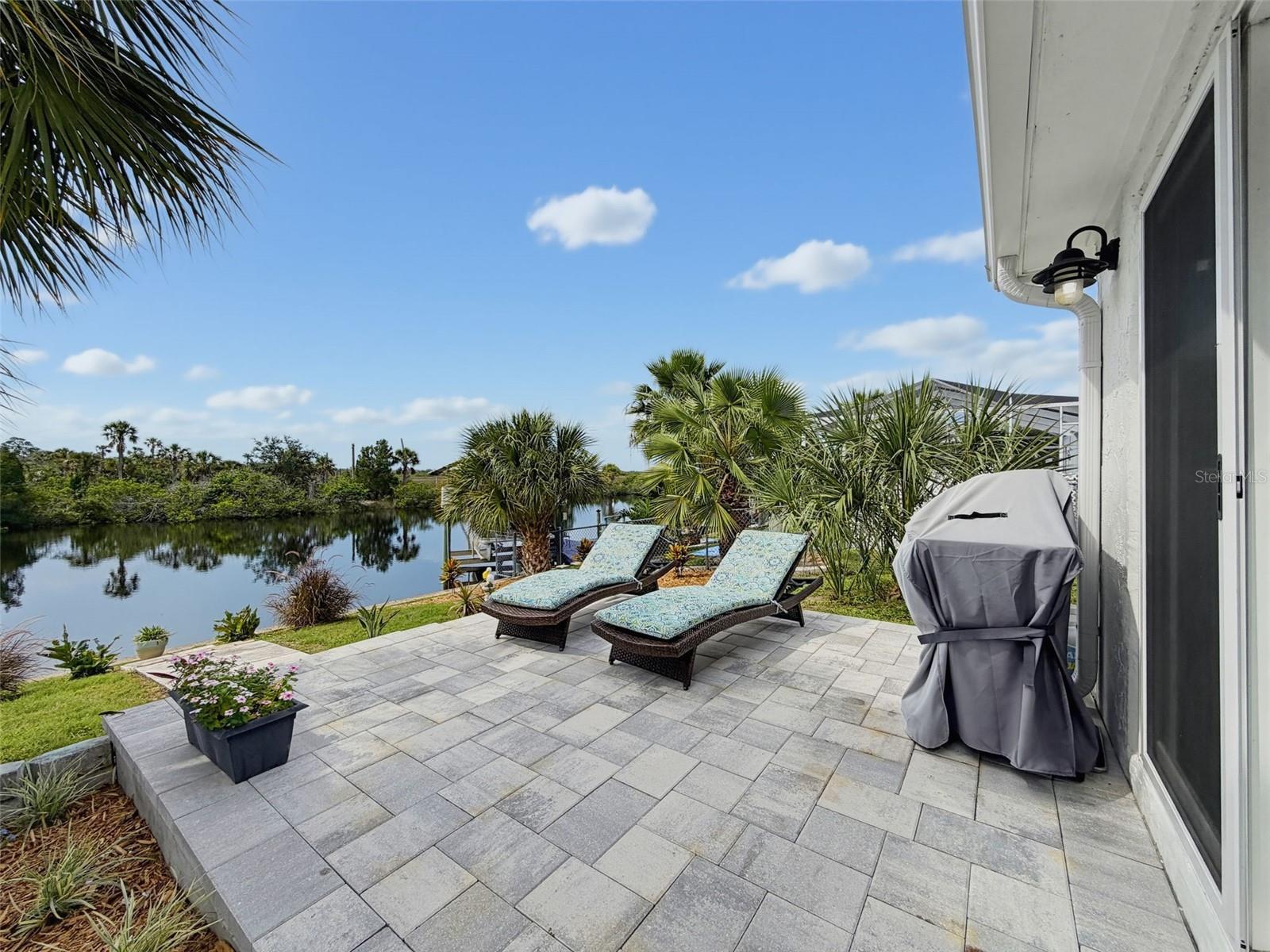 6618 LEESIDE ISLE