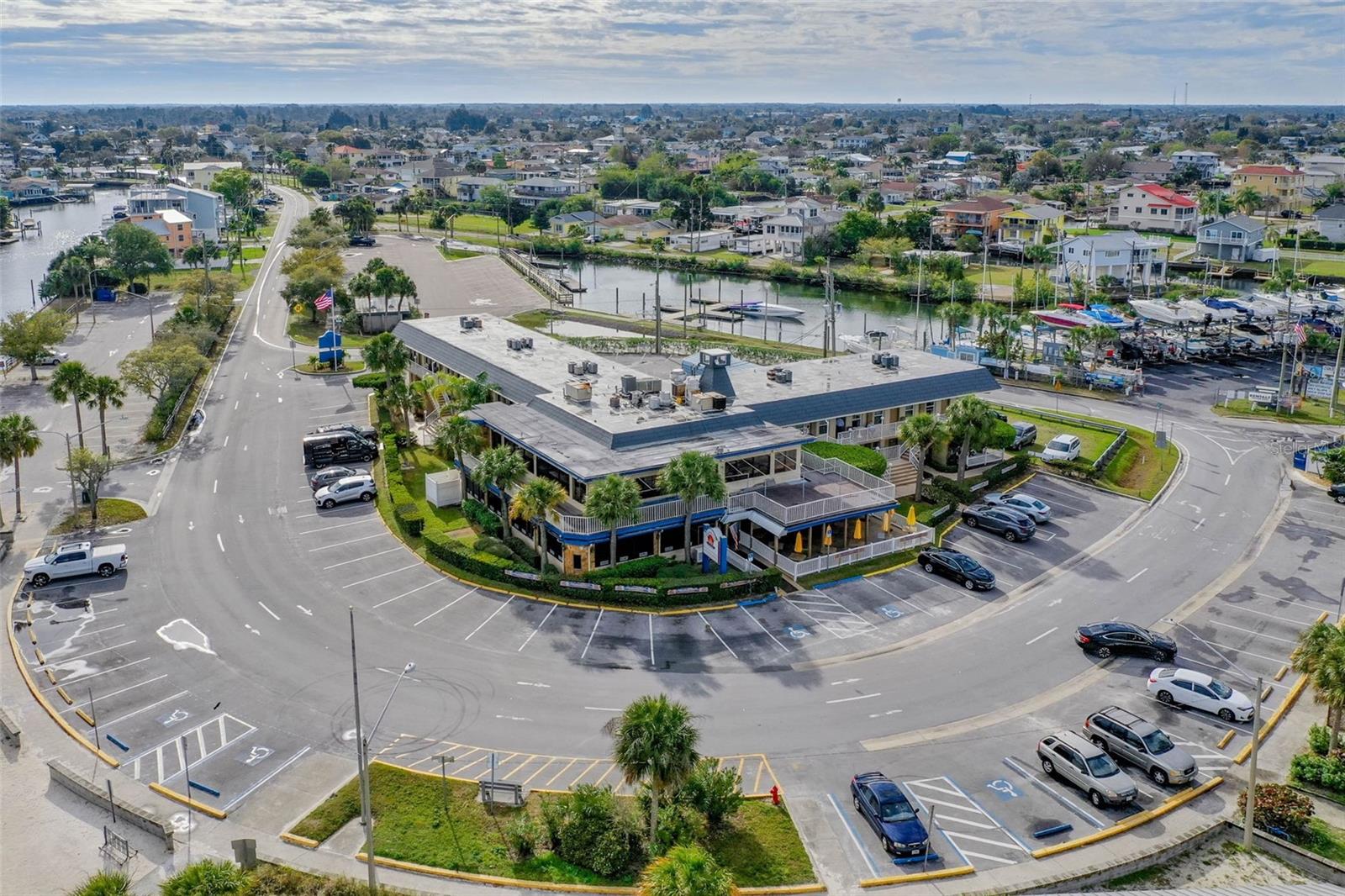 6618 LEESIDE ISLE