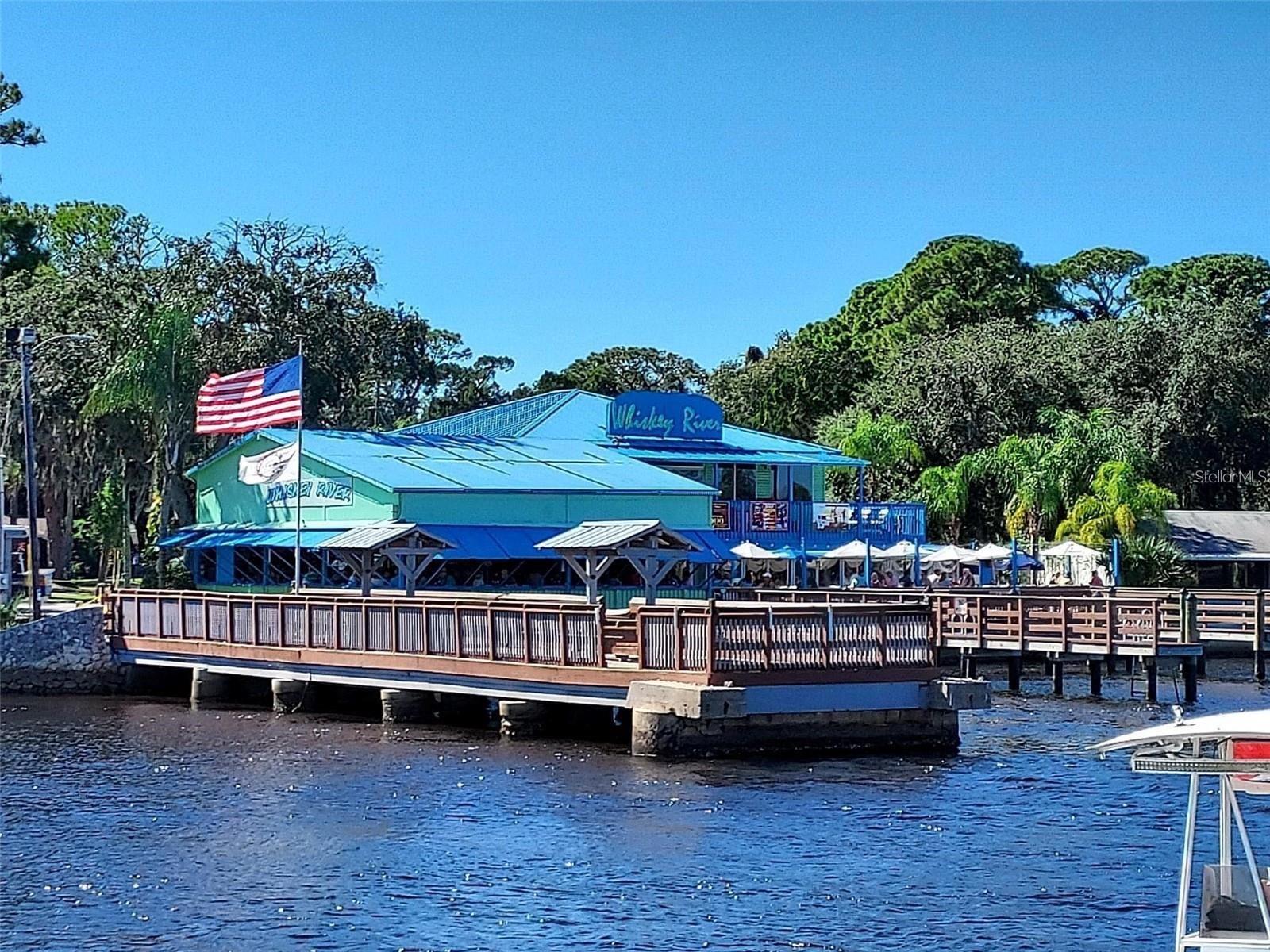 6618 LEESIDE ISLE
