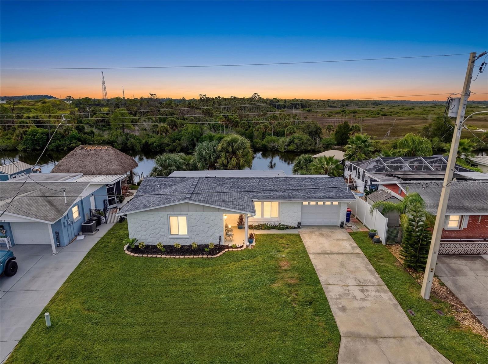 6618 LEESIDE ISLE