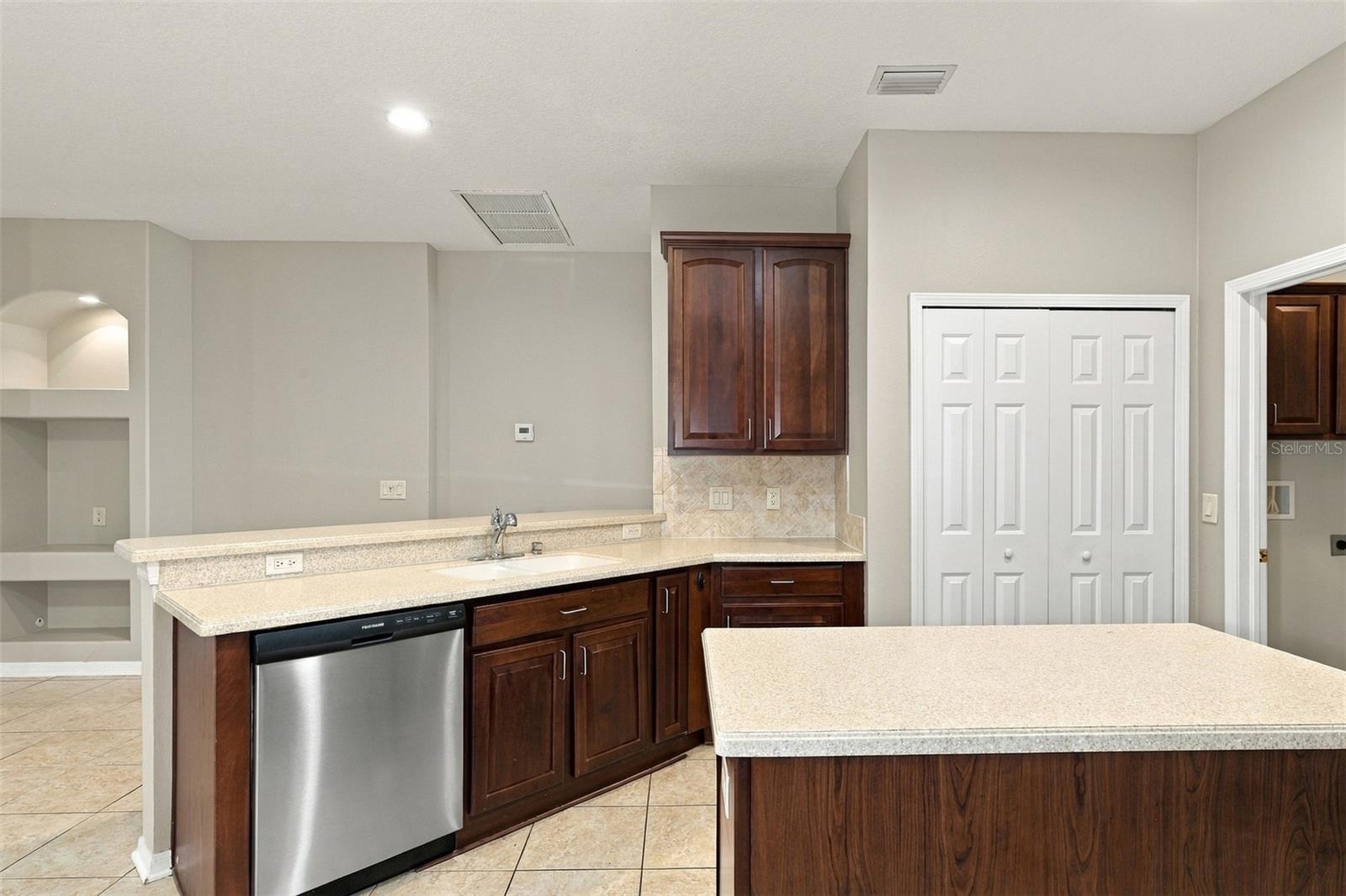 11409 BLUE LILAC AVE