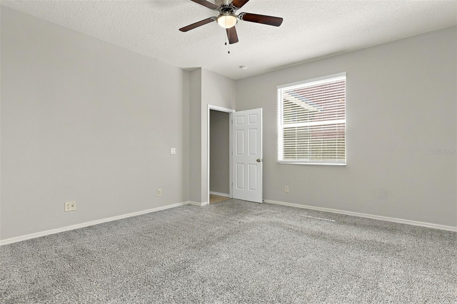 11409 BLUE LILAC AVE